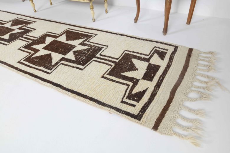 White Vintage Runner Rug