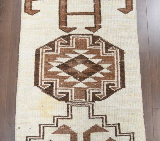 Turkish Vintage Runner Rug - Thumbnail