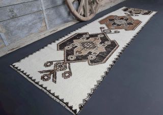 Turkish Vintage Runner Rug - Thumbnail