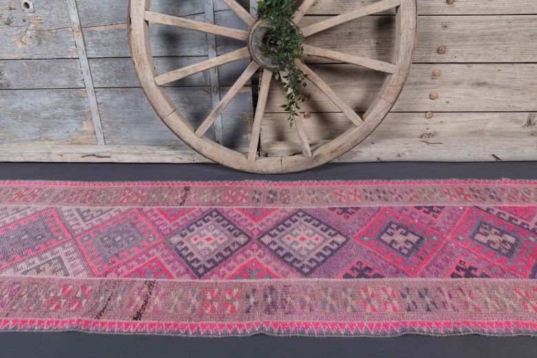 Vintage Runner Rug - 28039