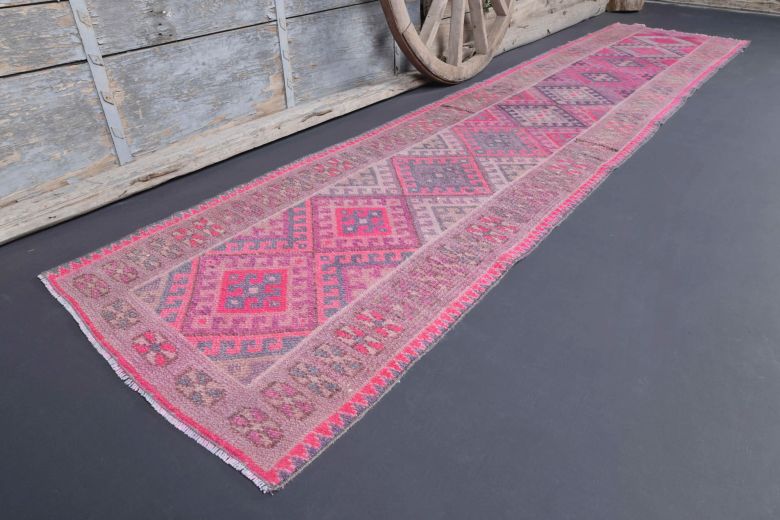 Vintage Runner Rug - 28039