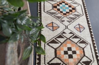 Turkish Vintage Runner Rug - Thumbnail