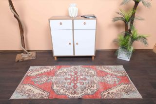 Vintage Throw Rug - Thumbnail