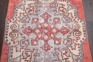 Vintage Throw Rug - Thumbnail