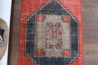 Vintage Small Rug - Thumbnail