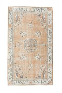 Vintage Area Rug - Thumbnail