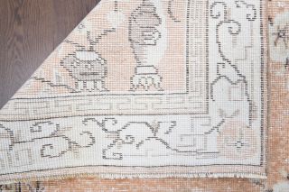 Vintage Area Rug - Thumbnail