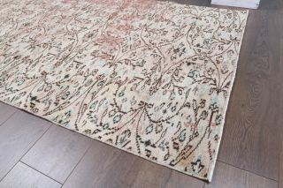 Vintage Accent Rug - Thumbnail