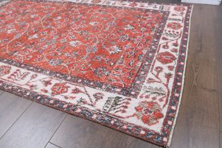 Vintage Accent Rug - Thumbnail