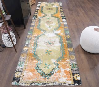 Vintage Runner Rug - Thumbnail