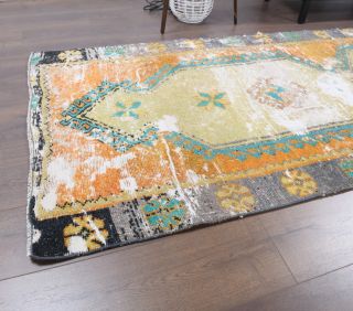 Vintage Runner Rug - Thumbnail