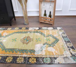 Vintage Runner Rug - Thumbnail