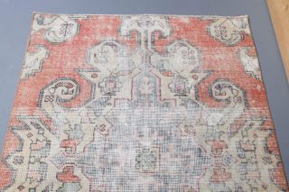 Vintage Throw Rug - Thumbnail