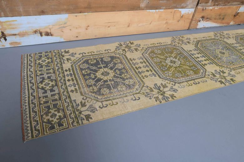 Vintage Runner Rug - 29077