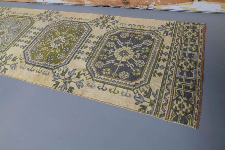 Vintage Runner Rug - 29077