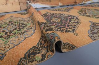 Vintage Runner Rug - Thumbnail