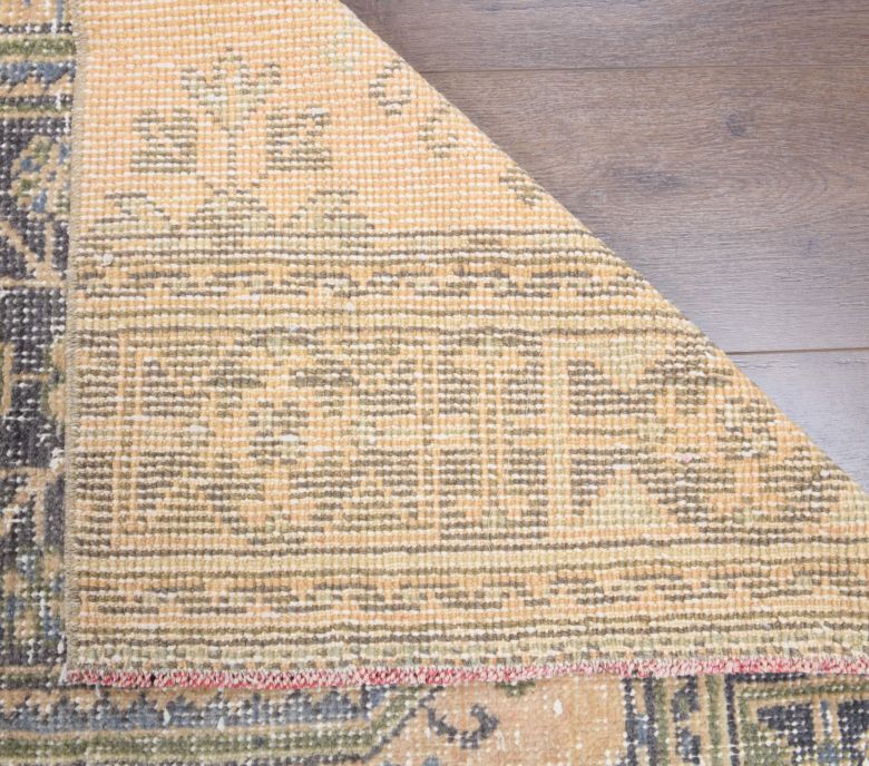 Vintage Runner Rug - 29086