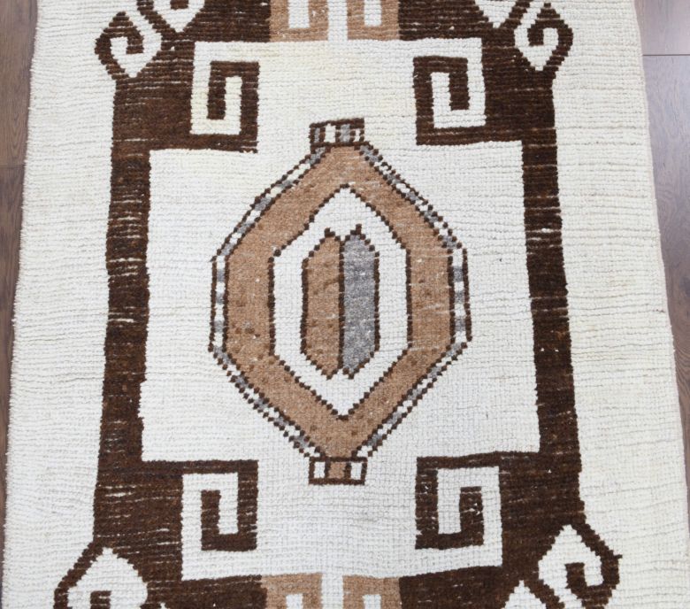 Vintage Runner Rug - 29094