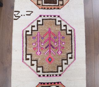 Vintage Runner Rug - Boho Chic - Thumbnail