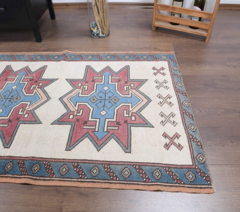 Boho Vintage Runner Rug With Pastel Tones