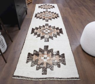 White Vintage Runner Rug - Thumbnail