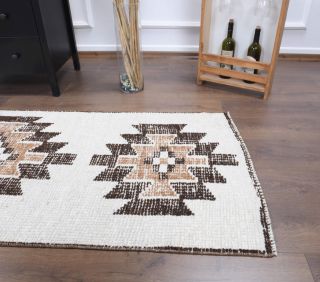 White Vintage Runner Rug - Thumbnail