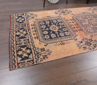 Vintage Runner Rug - Thumbnail