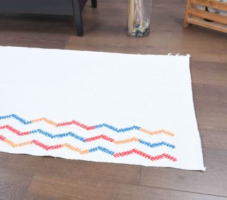 White Vintage Runner Rug - Thumbnail