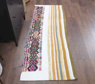 White Traditional Vintage Runner Rug - Thumbnail