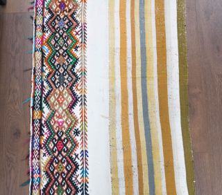 White Traditional Vintage Runner Rug - Thumbnail