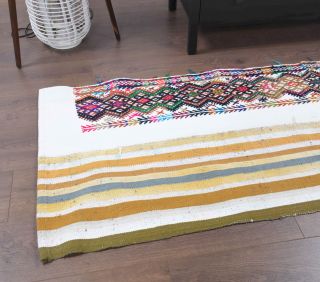 White Traditional Vintage Runner Rug - Thumbnail