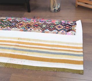 White Traditional Vintage Runner Rug - Thumbnail