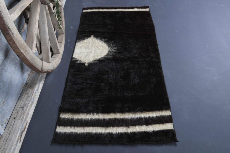 Vintage Runner Kilim Rug