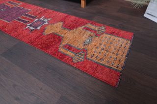 Human Figures Vintage Runner Rug - Thumbnail