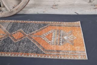 Traditional Turkish Vintage Runner Rug - Thumbnail