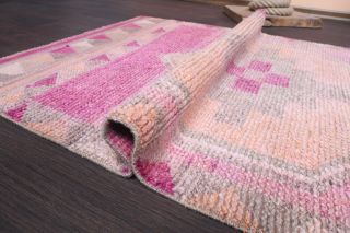 Turkish Vintage Runner Rug - Thumbnail