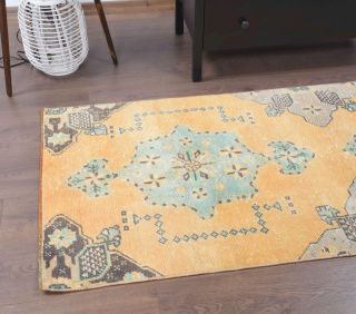 Vintage Runner Rug - Thumbnail