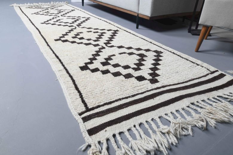 Boho Chic White Vintage Runner Rug