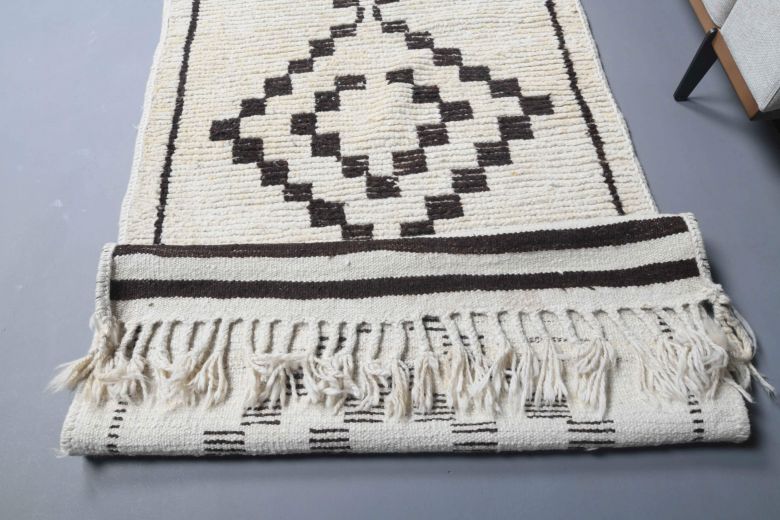 Boho Chic White Vintage Runner Rug