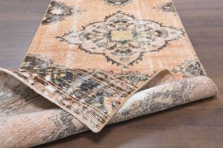 Oriental Vintage Runner Rug - Thumbnail