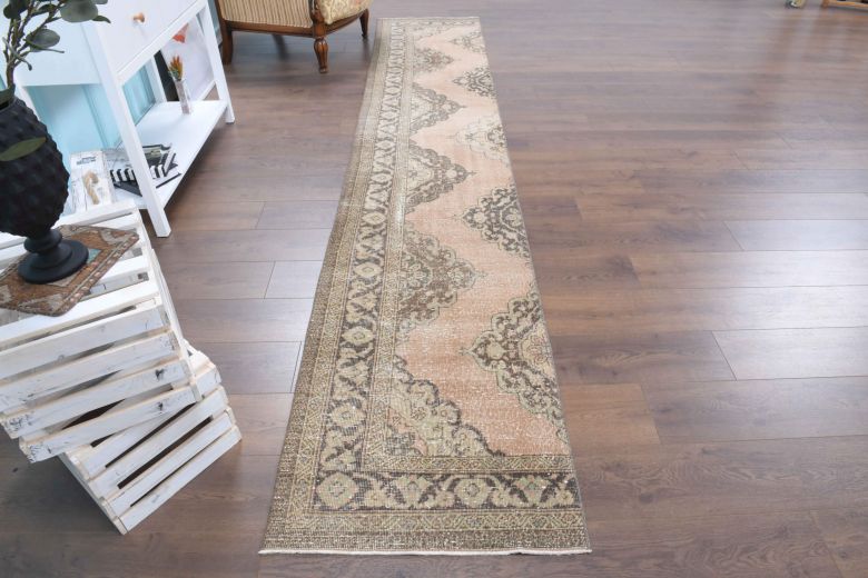 Vintage Anatolian Runner Rug - 32836