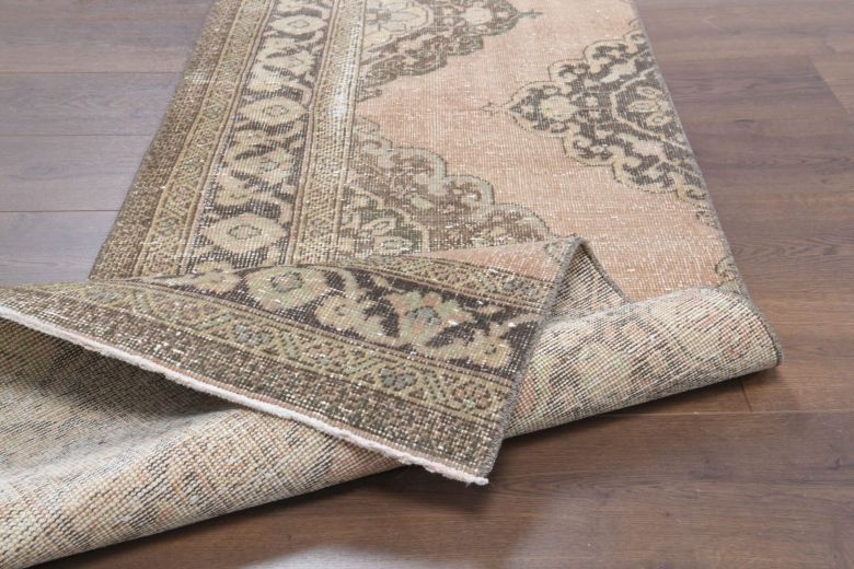 Vintage Anatolian Runner Rug - 32836