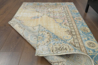 Vintage Small Rug - Thumbnail