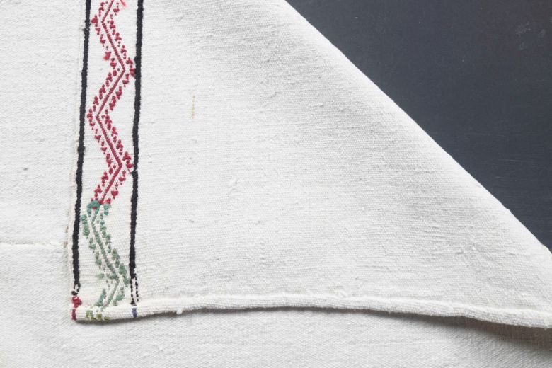 Vintage White Kilim Rug