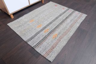 Vintage Small Rug - Thumbnail