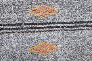 Vintage Small Rug - Thumbnail