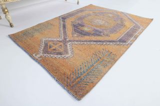 Vintage Small Rug - Thumbnail