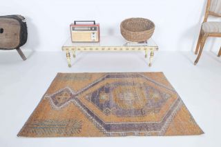 Vintage Small Rug - Thumbnail