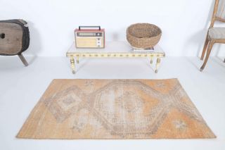 Vintage Small Rug - Thumbnail