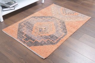 Vintage Small Rug - Thumbnail